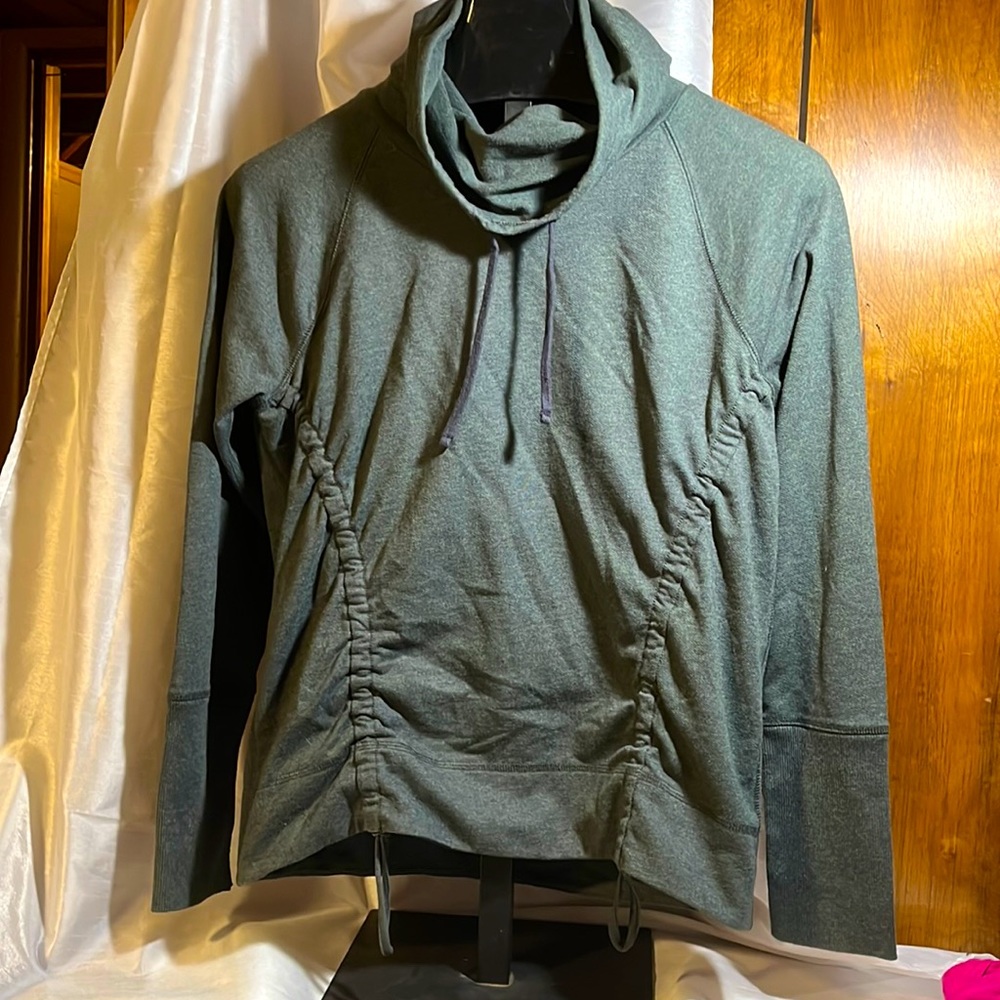 Gently Used Lucy Draw String Ruching And Draw Str… - image 1